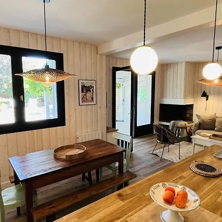 Mesanges Villa *